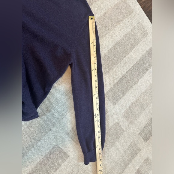 Nordstrom Men’s V Neck Extra Fine Merino Wool Sweater Purple (Size L) - Picture 5 of 6